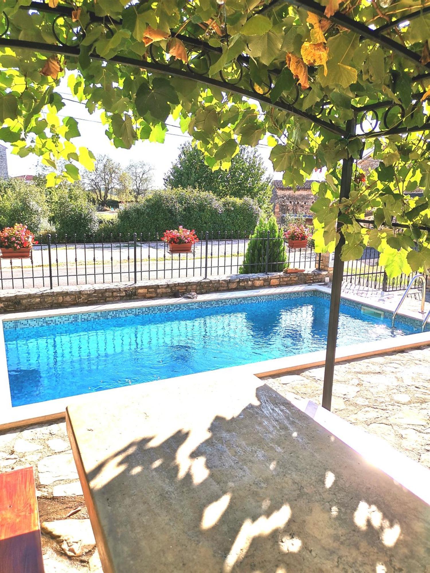 Villa Rustica Buje Exterior foto